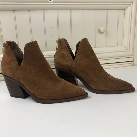 NEW - Vince Camuto Bibestie Suede Boho Western Booties Country Comfy Classic - Picture 1 of 15